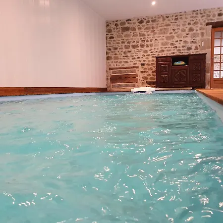 Nocleg ze śniadaniem Auverg'nature Auvergnate 3*
