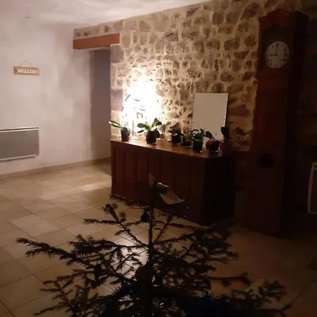 Nocleg ze śniadaniem Auverg'nature Auvergnate 3*